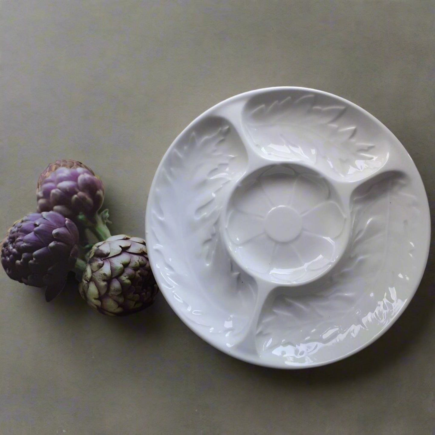 Set of Six 1970's Artichoke Plates from Tiggy & Pip - Just €168! Shop now at Tiggy and Pip