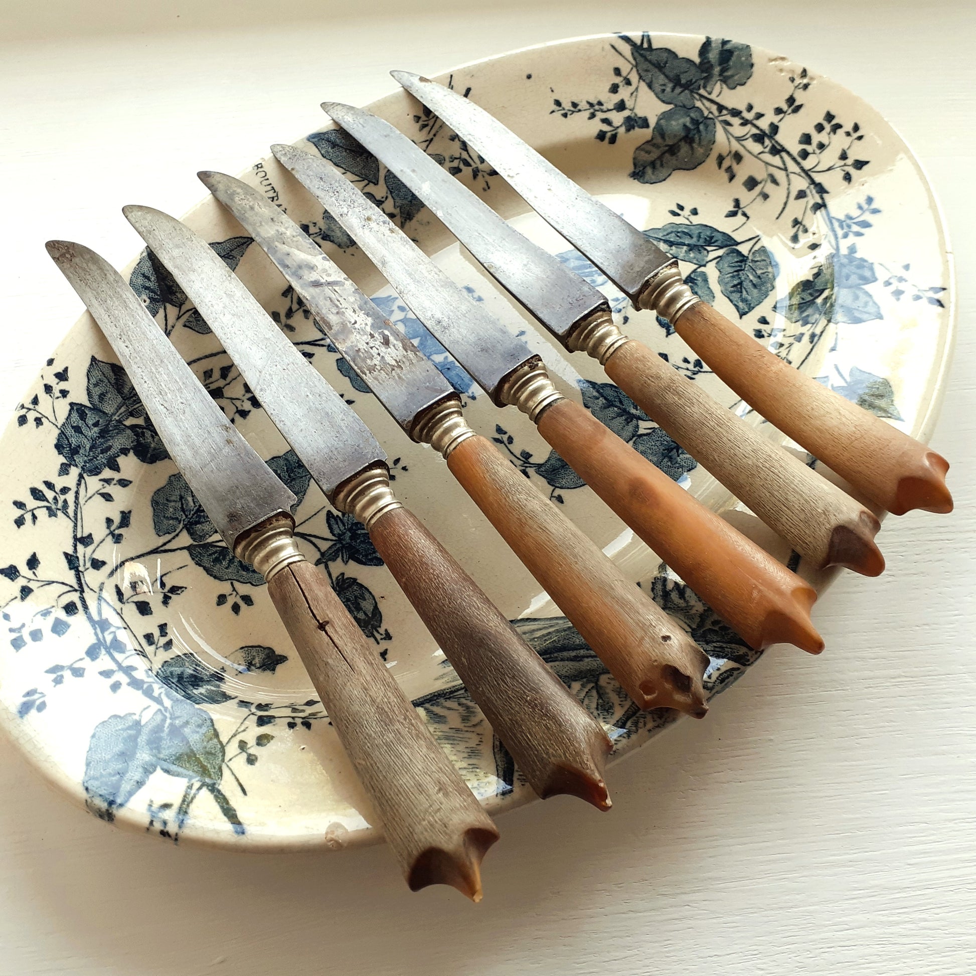 Six antique knives, with antler handles, circa 1910s from Tiggy & Pip - Just €60! Shop now at Tiggy and Pip