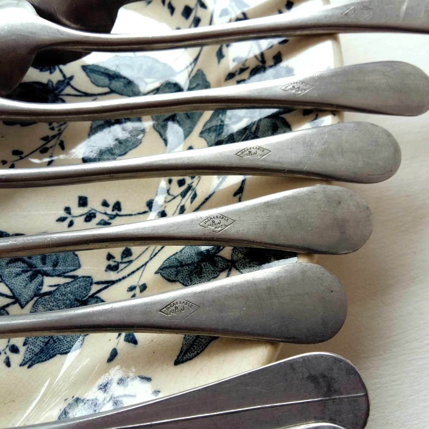 8 Antique Forks & Dessert Spoons from Tiggy & Pip - Just €64! Shop now at Tiggy and Pip