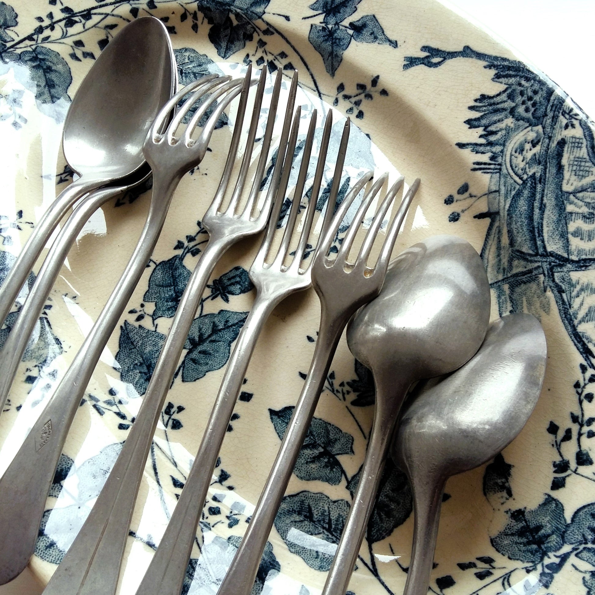 8 Antique Forks & Dessert Spoons from Tiggy & Pip - Just €64! Shop now at Tiggy and Pip