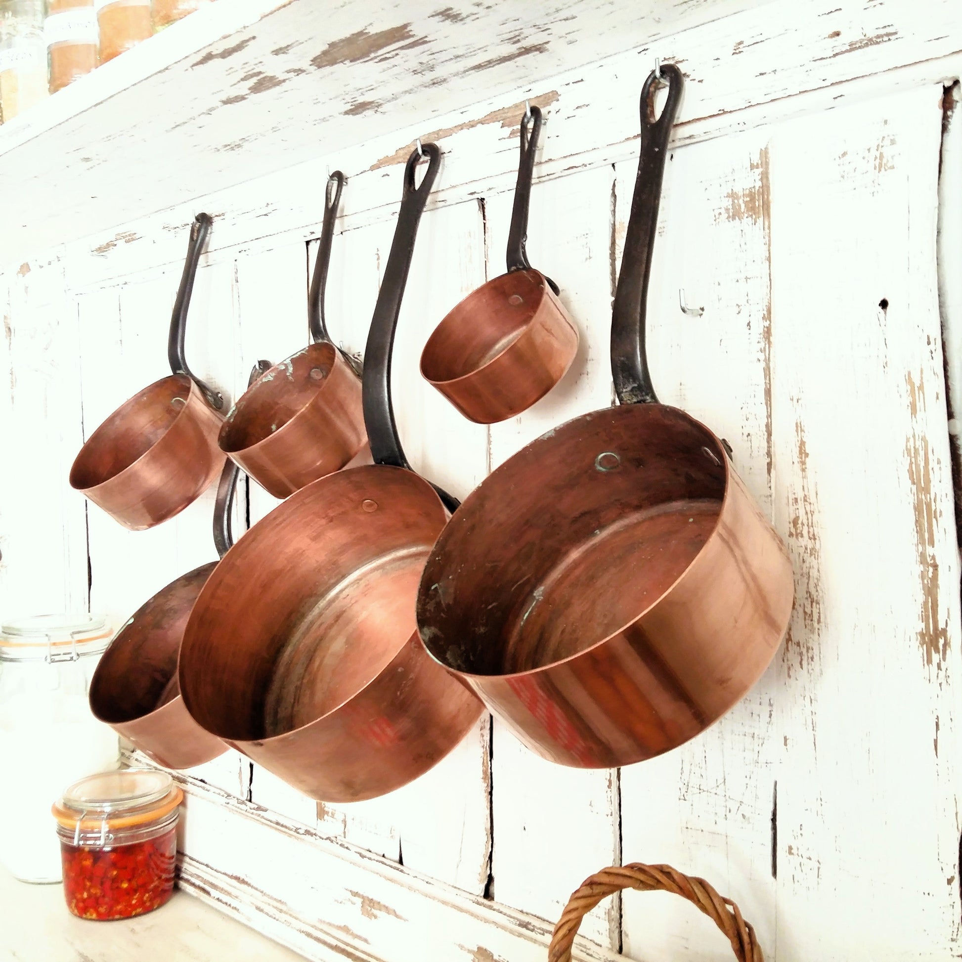 SIX Copper Pans with Cast Iron Handles from Tiggy & Pip - Just €180! Shop now at Tiggy and Pip