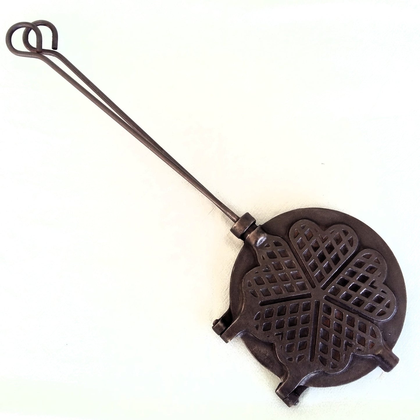 Antique Cast Iron Waffle Maker from Tiggy & Pip - Just €159! Shop now at Tiggy and Pip