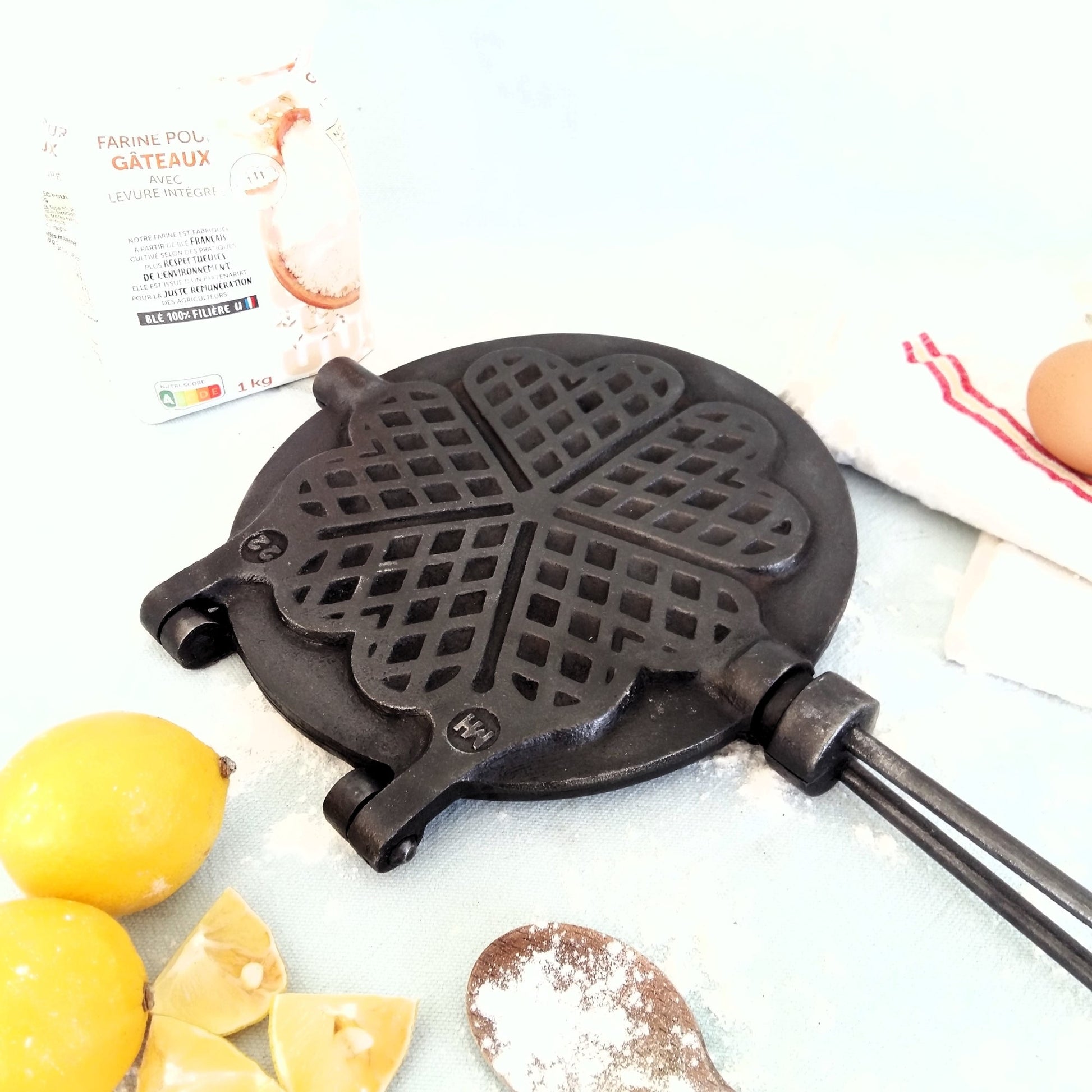 Antique Cast Iron Waffle Maker from Tiggy & Pip - Just €159! Shop now at Tiggy and Pip