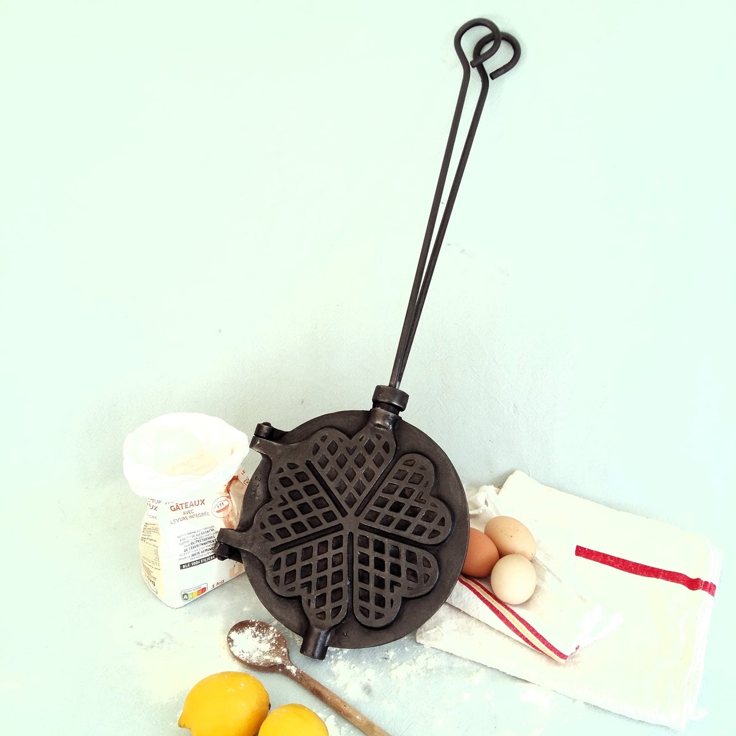 Antique Cast Iron Waffle Maker from Tiggy & Pip - Just €159! Shop now at Tiggy and Pip