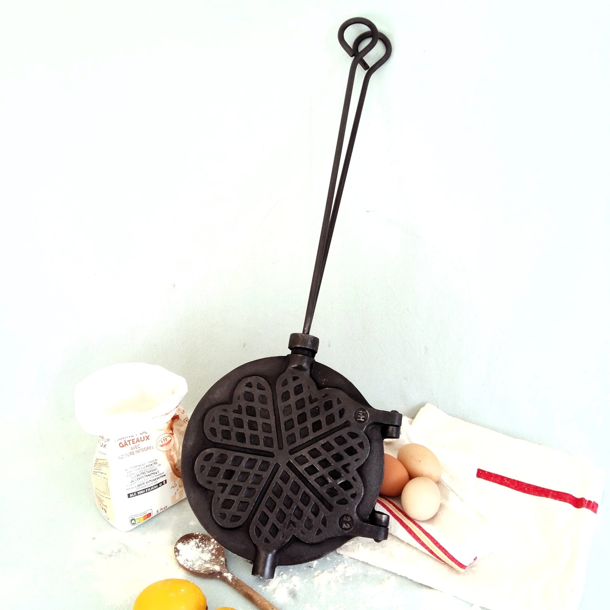 Antique Cast Iron Waffle Maker from Tiggy & Pip - Just €159! Shop now at Tiggy and Pip