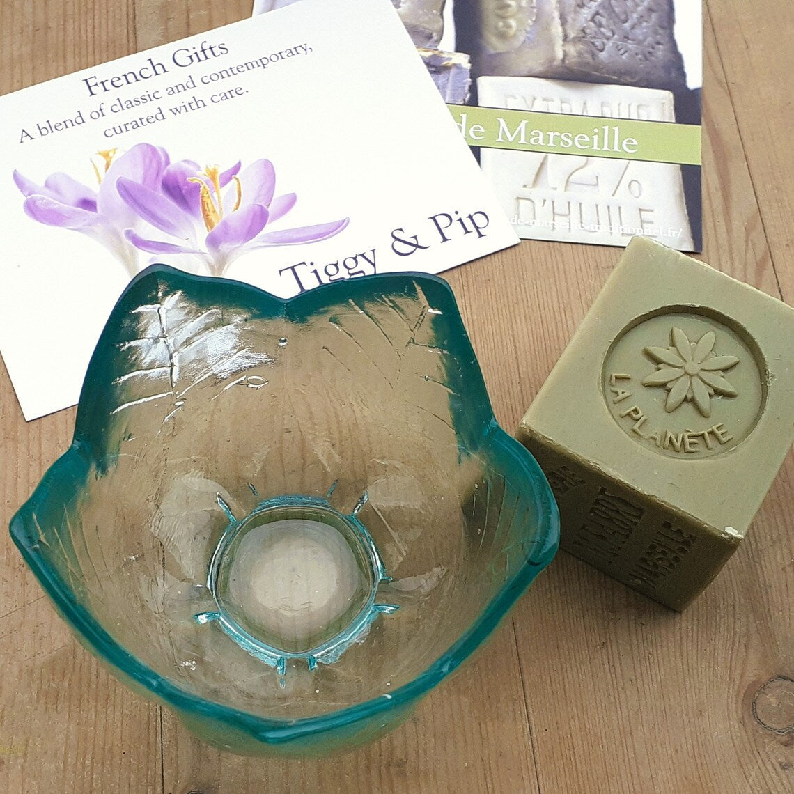 Savon de Marseille Soap in Glass Dish from Tiggy & Pip - Just €46! Shop now at Tiggy and Pip