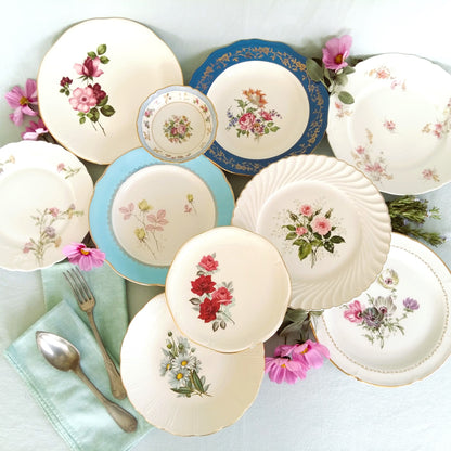 Ten Mismatched 1950s Floral Plates from Tiggy & Pip - Just €240! Shop now at Tiggy and Pip