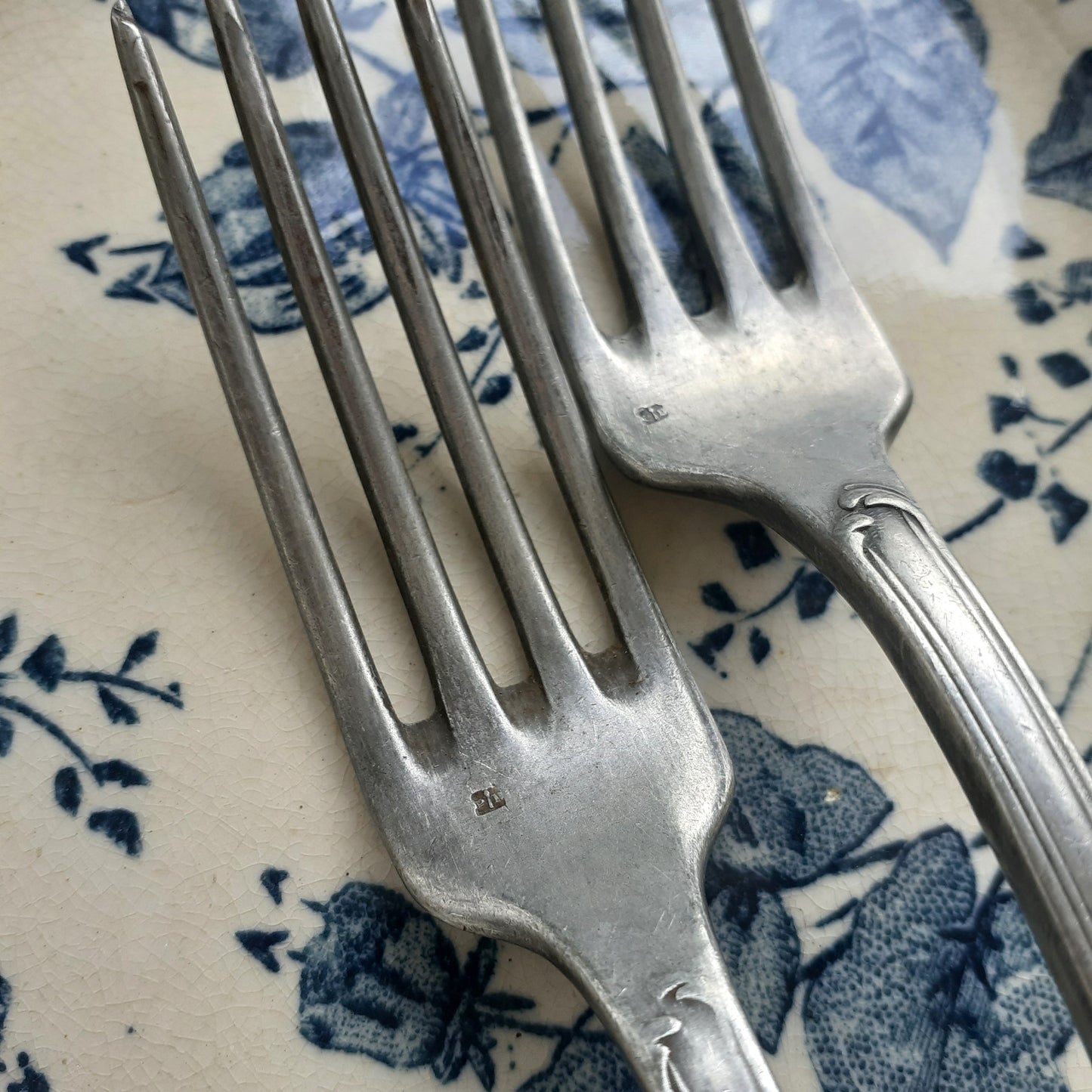 Set of 8 Antique Forks from Tiggy & Pip - Just €88! Shop now at Tiggy and Pip