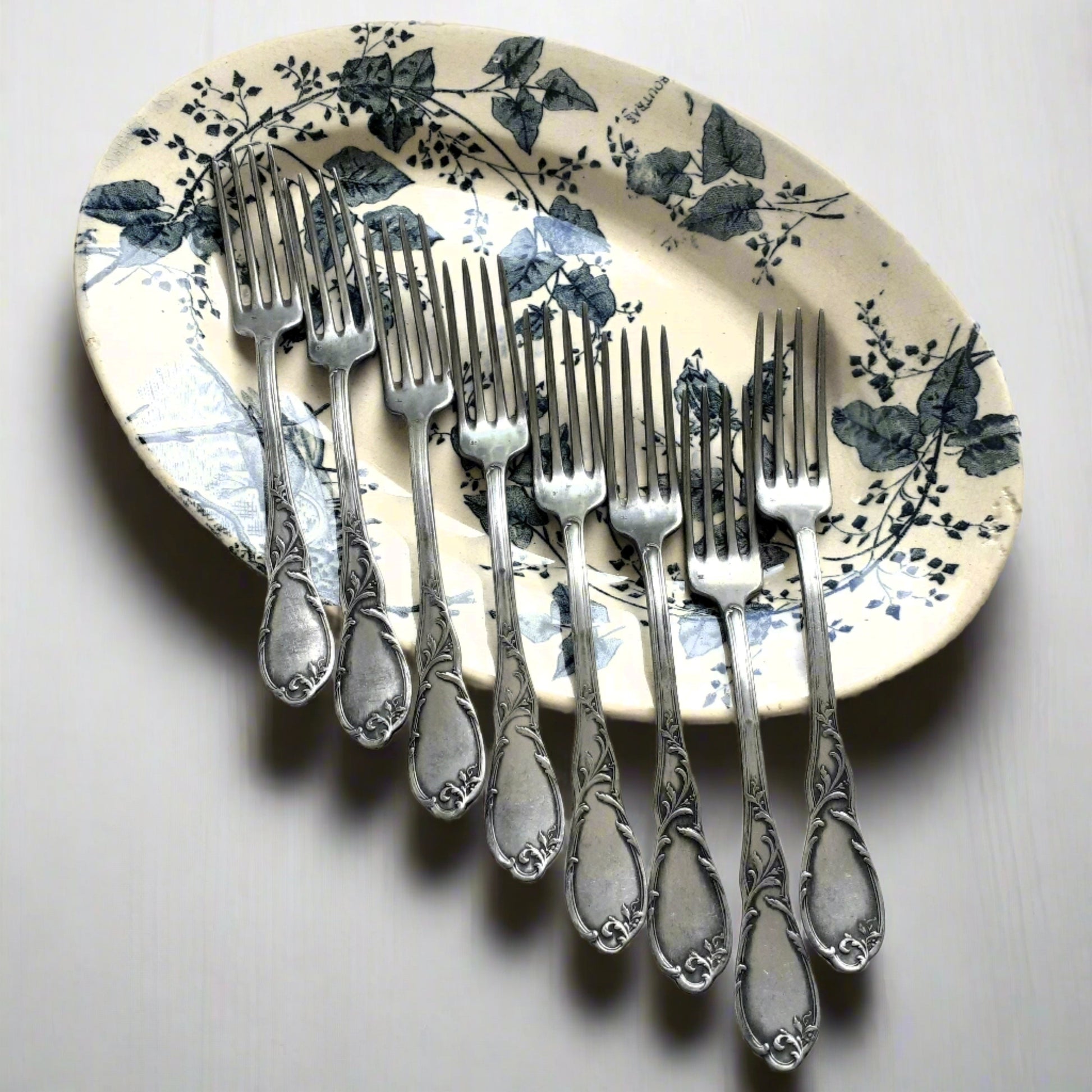 Set of 8 Antique Forks from Tiggy & Pip - Just €88! Shop now at Tiggy and Pip