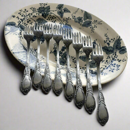 Set of 8 Antique Forks from Tiggy & Pip - Just €88! Shop now at Tiggy and Pip