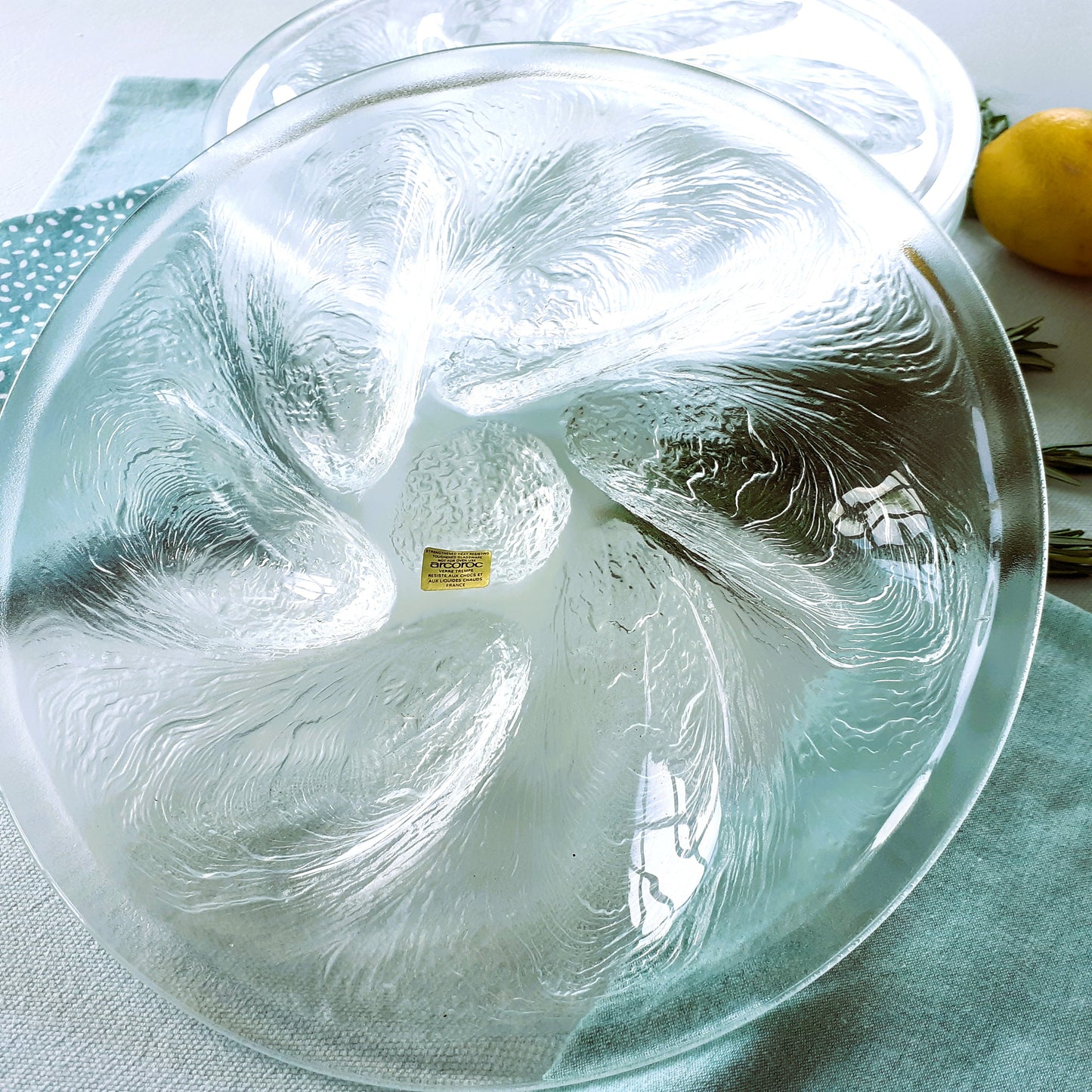 SIX Arcoroc Glass Oyster Plates from Tiggy & Pip - Just €168! Shop now at Tiggy and Pip