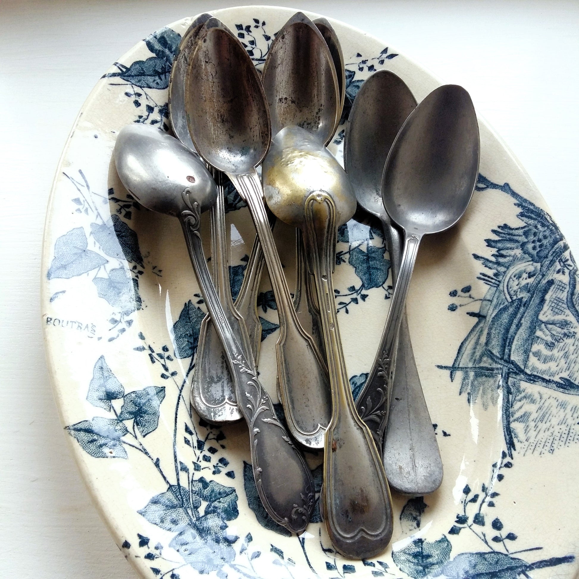 16 Antique Forks & Dessert Spoons from Tiggy & Pip - Just €112! Shop now at Tiggy and Pip