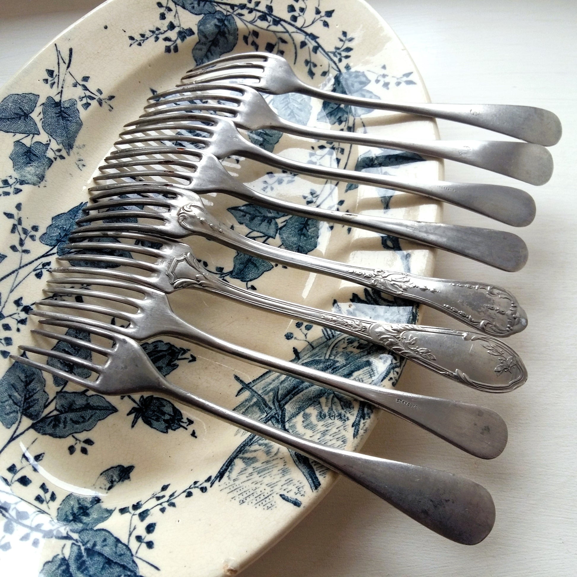 16 Antique Forks & Dessert Spoons from Tiggy & Pip - Just €112! Shop now at Tiggy and Pip