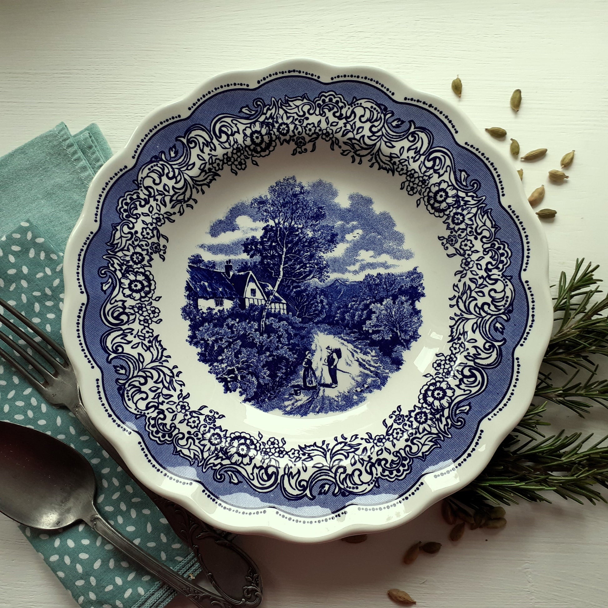 8 Mismatched Blue and White Plates/Dishes from Tiggy & Pip - Just €199! Shop now at Tiggy and Pip