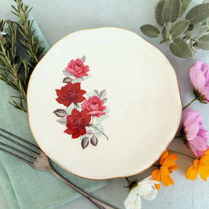 6 Mismatched 1950s Floral Transferware Plates from Tiggy & Pip - Just €156! Shop now at Tiggy and Pip