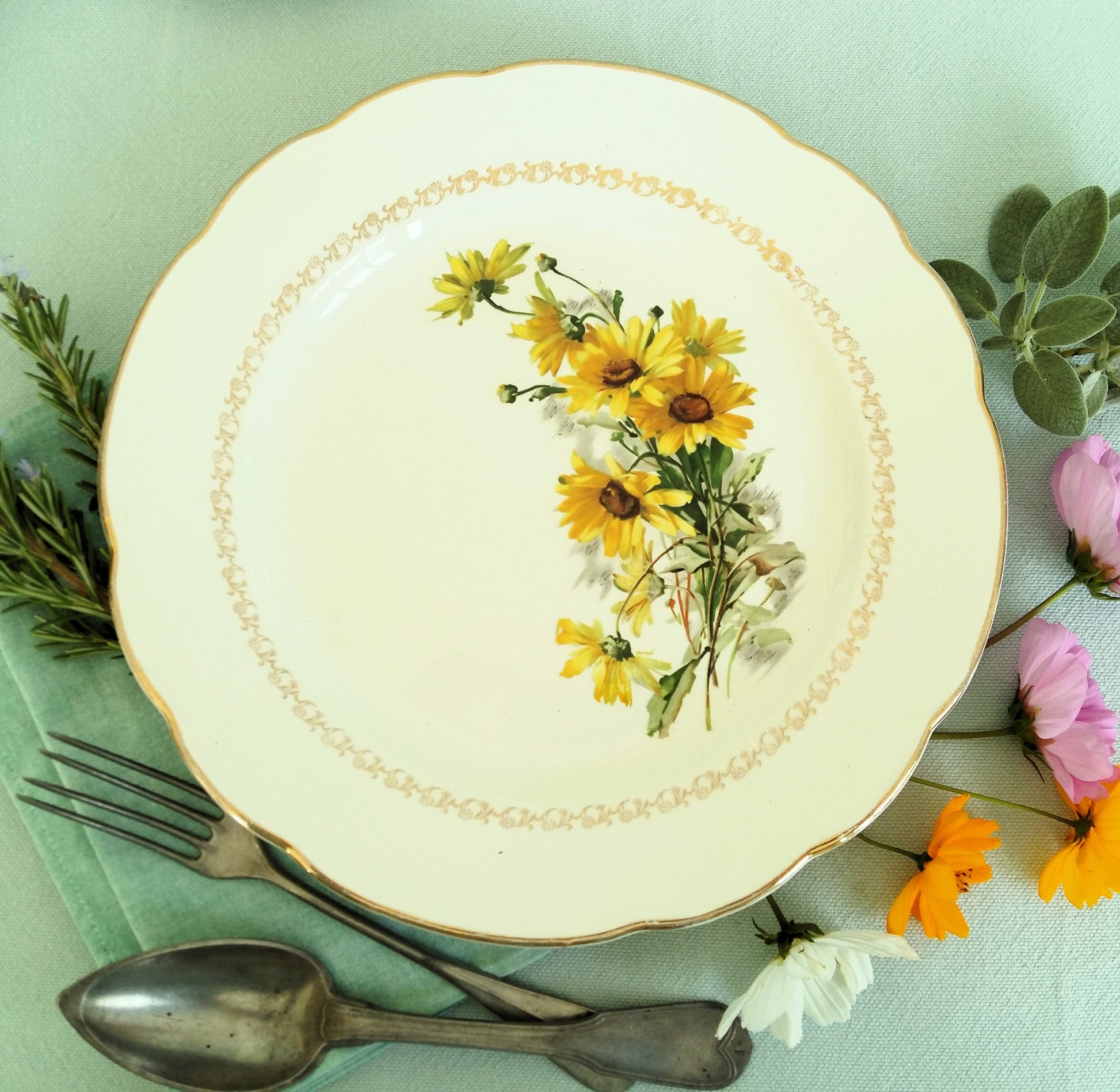 6 Mismatched 1950s Floral Transferware Plates from Tiggy & Pip - Just €156! Shop now at Tiggy and Pip