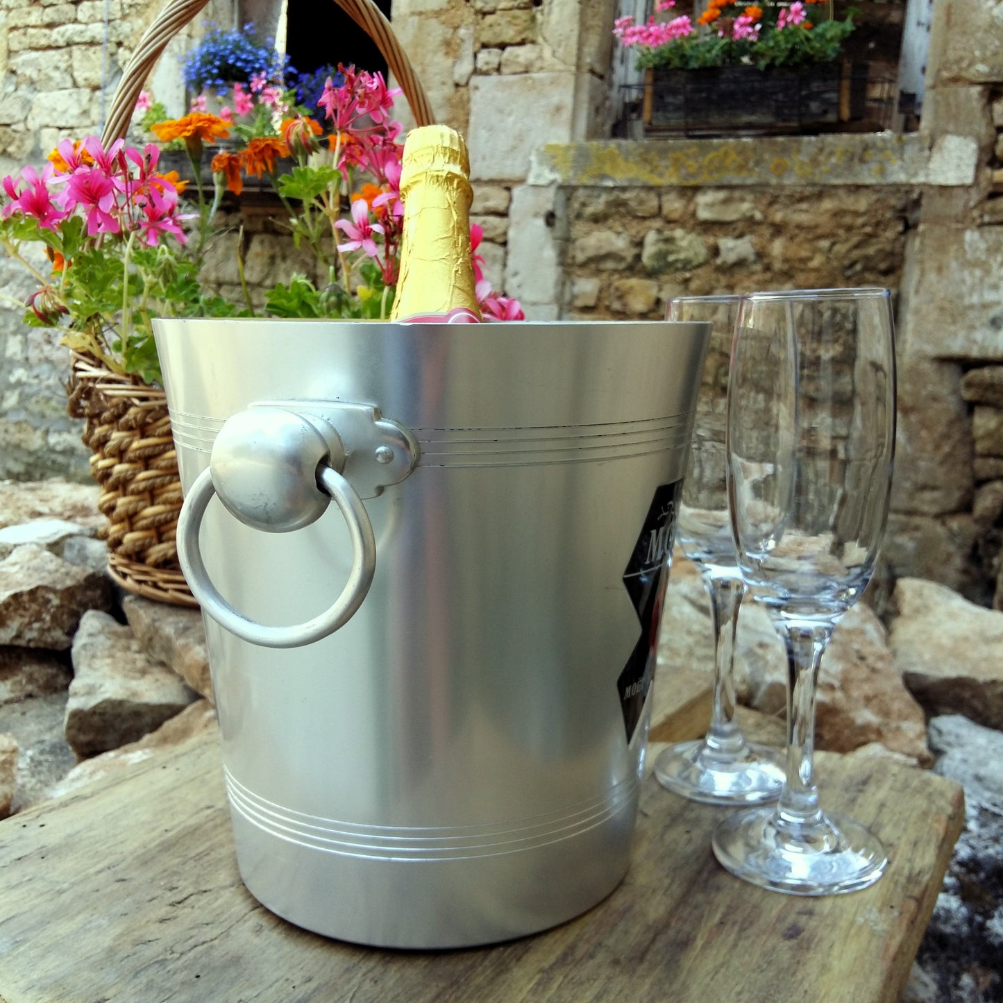 Vintage MOET & CHANDON Champagne Ice Bucket from Tiggy & Pip - Just €96! Shop now at Tiggy and Pip