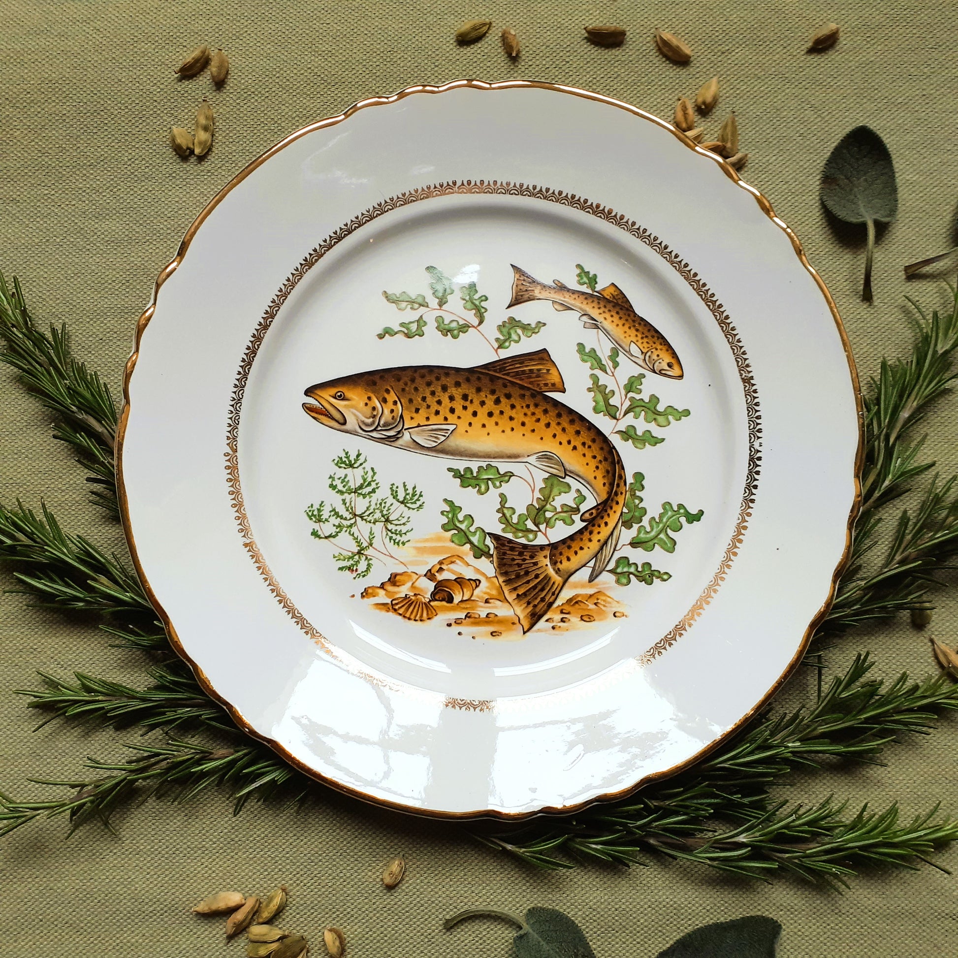 Six Vintage Fish Plates by Moulin des Loups from Tiggy and Pip - Just €168! Shop now at Tiggy and Pip